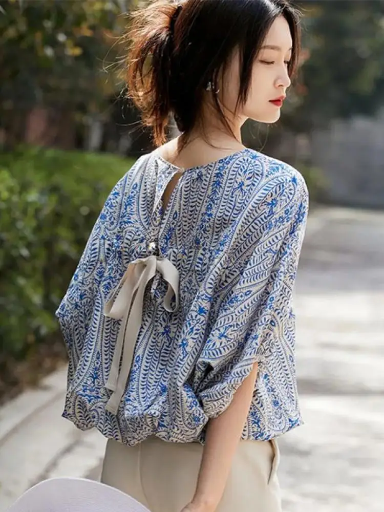 Elegant Blouses Women Vintage Bow Bandage Print Shirts Office Lady Summer Korean Batwing Sleeve Casual All Match Chic Tops
Elegant Blouses Women Vintage Bow Bandage Print Shirts Office Lady Summer Korean Batwing Sleeve Casual All Match Chic Tops