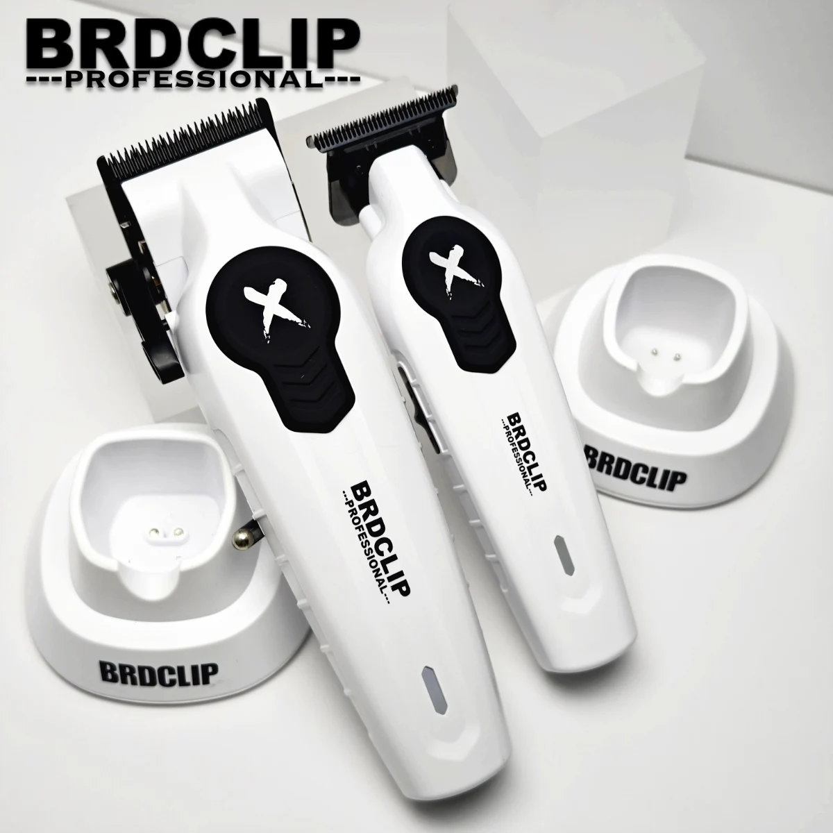 BRDCLIP профессиональная электрическая машинка для стрижки волос, набор X серии FA1C FA1T, мужской триммер для волос, 8800 об/мин, лезвие DLC, парикмахерская машина для резьбы
BRDCLIP профессиональная электрическая машинка для стрижки волос, набор X серии FA1C FA1T, мужской триммер для волос, 8800 об/мин, лезвие DLC, парикмахерская машина для резьбы