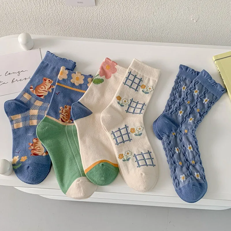 Ladies Printed Cotton Socks New All Season Wearable Series Cute Sweet Kitten Flowers College Versatile Women Crew Socks I209
Ladies Printed Cotton Socks New All Season Wearable Series Cute Sweet Kitten Flowers College Versatile Women Crew Socks I209