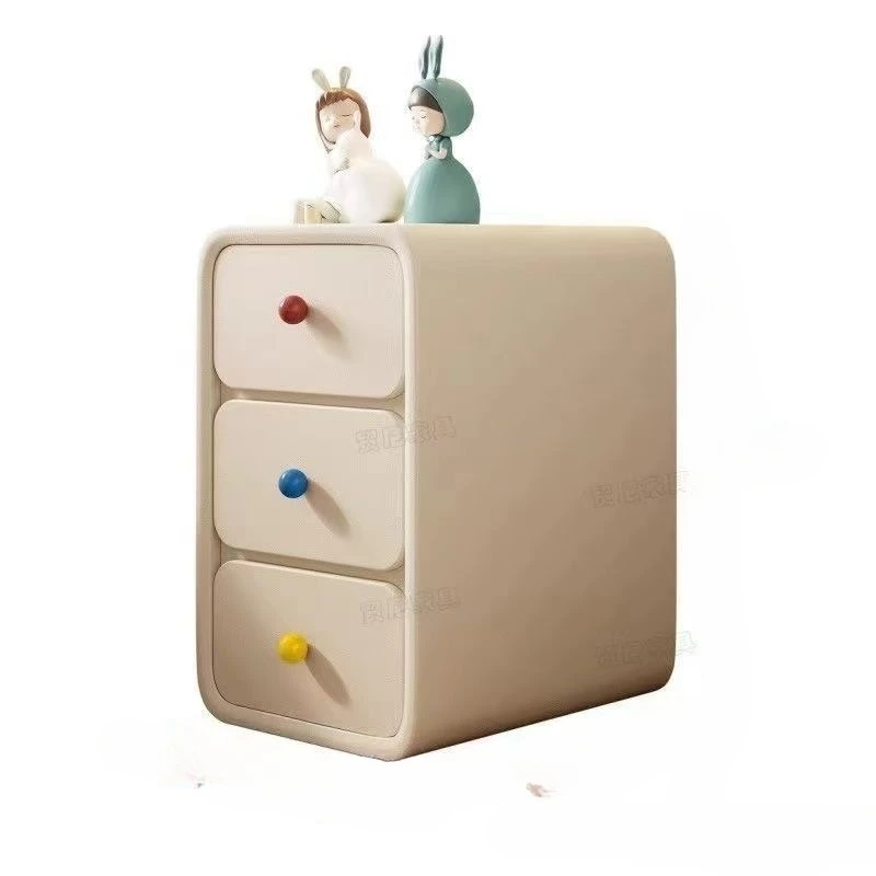 Bedside table, solid wood, small, simple, modern, leather, new.
Bedside table, solid wood, small, simple, modern, leather, new.