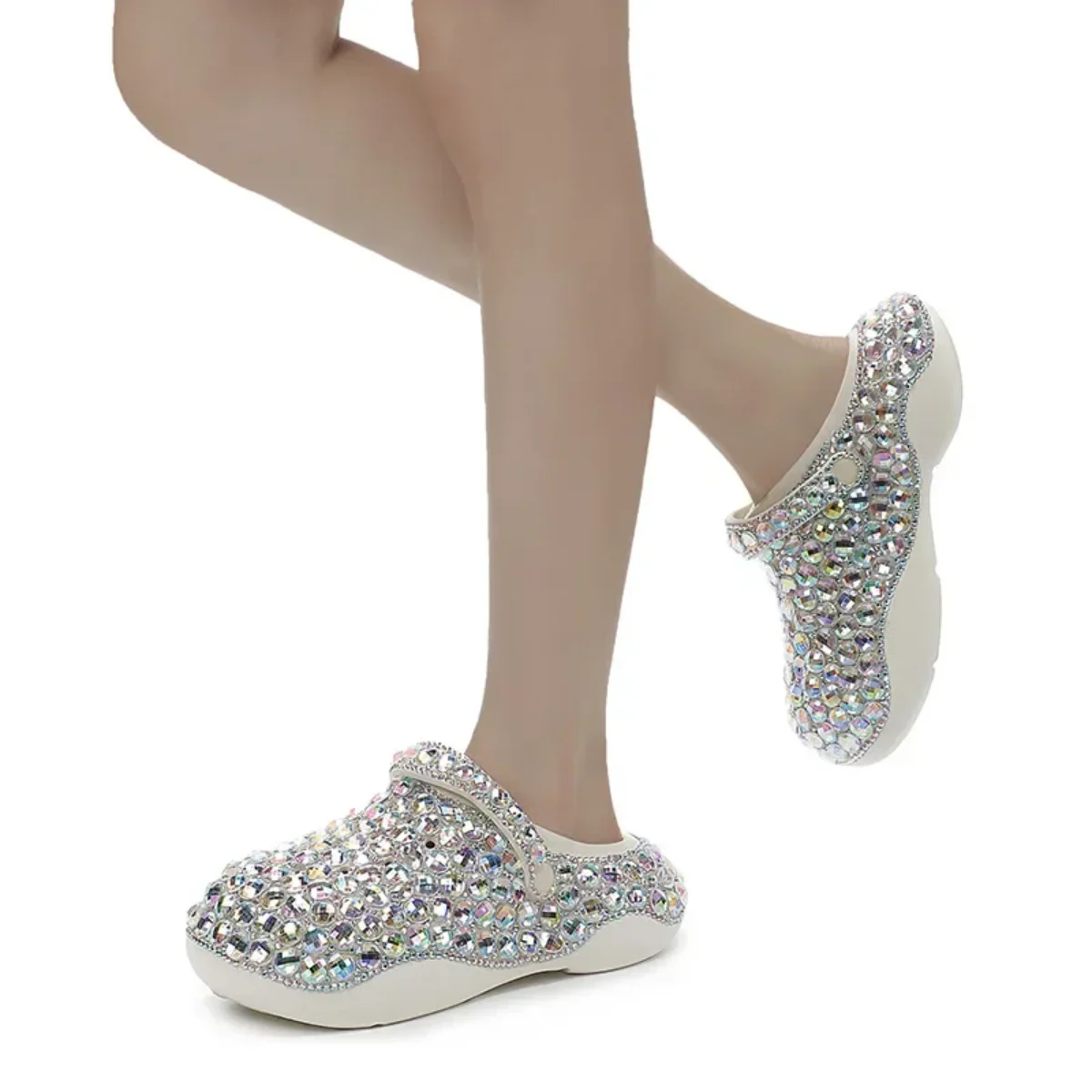 Летние Новые Оригинальные Модные Женские Туфли Ручной Работы с Инкрустацией Стразами, на Толстой Подошве, с Перфорацией, Мягкие, Высокого Качества
Летние Новые Оригинальные Модные Женские Туфли Ручной Работы с Инкрустацией Стразами, на Толстой Подошве, с Перфорацией, Мягкие, Высокого Качества