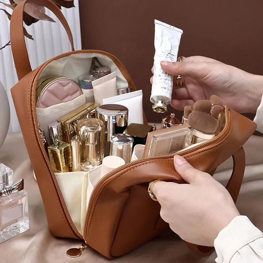 Large Capacity PU Waterproof Makeup Storage Bag Portable Fashion Simple Travel Toiletry Bag With Handle Multi-layer Organizer
Large Capacity PU Waterproof Makeup Storage Bag Portable Fashion Simple Travel Toiletry Bag With Handle Multi-layer Organizer