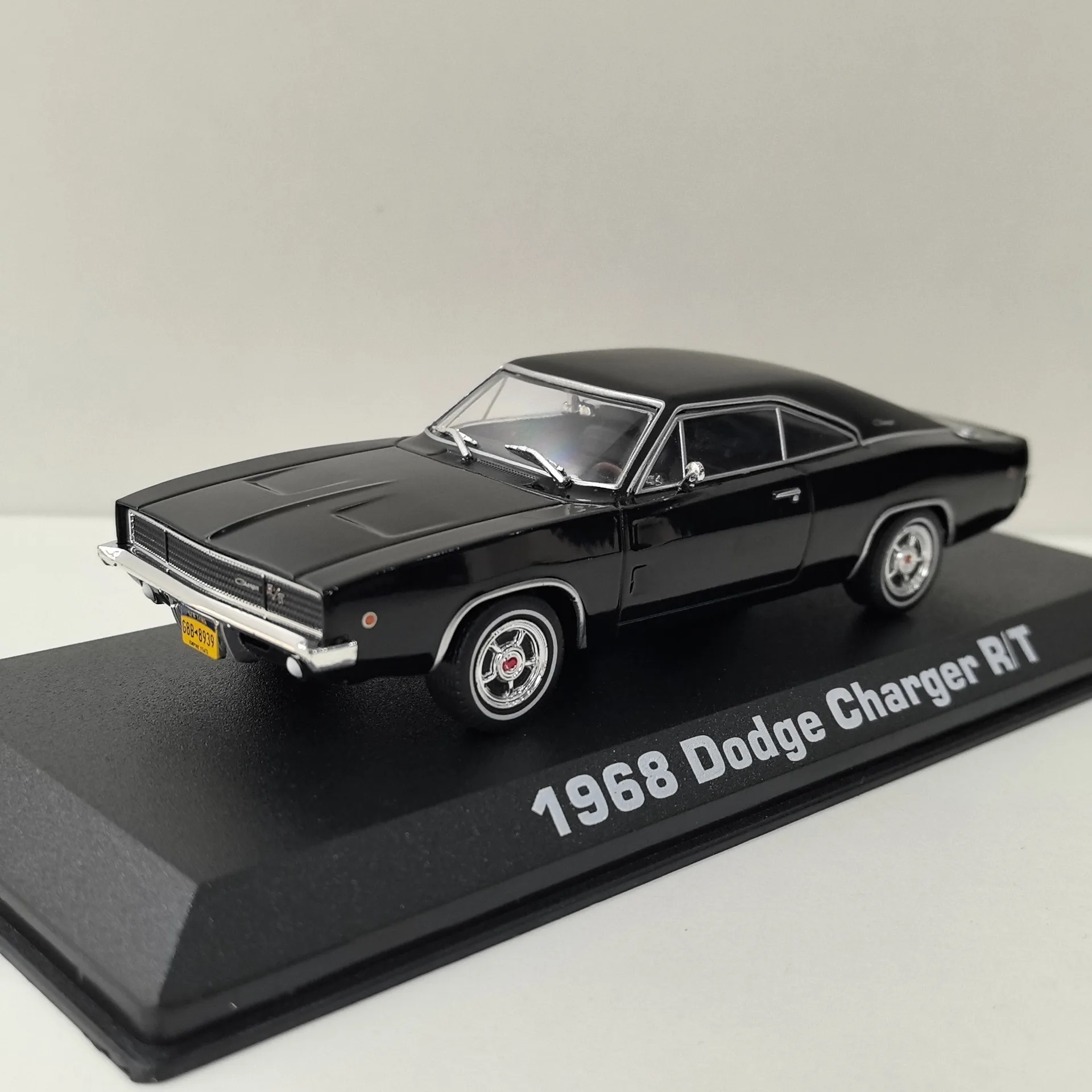 Diecast Green 1/43 Scale Dodge Charger R/T 1968 Dodge Car Model Collectible Toy Gift Souvenir Display Ornament 
Diecast Green 1/43 Scale Dodge Charger R/T 1968 Dodge Car Model Collectible Toy Gift Souvenir Display Ornament