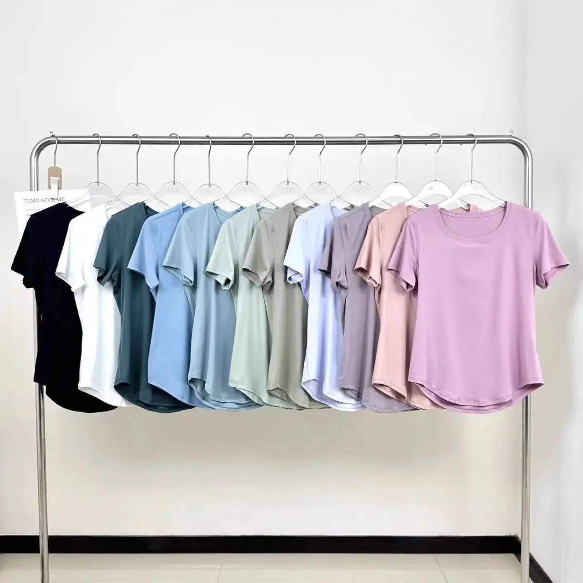 Lemon Women Yoga Top Solid Short Sleeve Sport T-Shirt Loose Fitness Yoga Top Gym Shirt Casual Running Top Training Shirt
Lemon Women Yoga Top Solid Short Sleeve Sport T-Shirt Loose Fitness Yoga Top Gym Shirt Casual Running Top Training Shirt