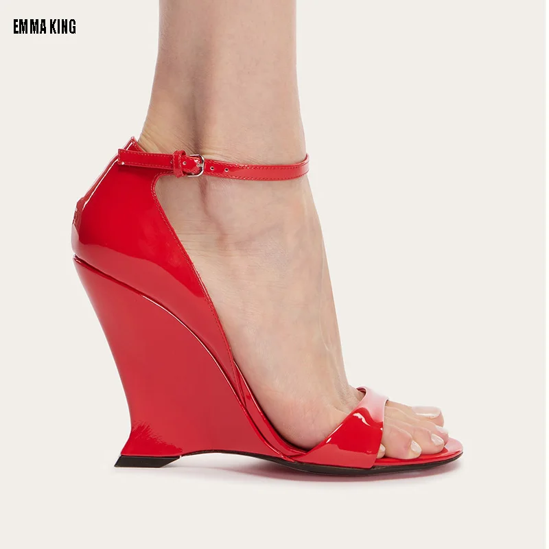 2024 Spring New Sandals Fashionable Wedge Fheel Open Toe Runway Roman Sandals Super Heel Solid Color Sandals 43
2024 Spring New Sandals Fashionable Wedge Fheel Open Toe Runway Roman Sandals Super Heel Solid Color Sandals 43