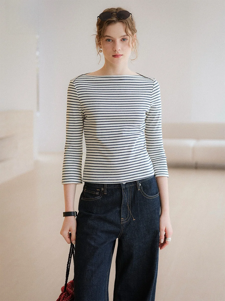 Elegant Hollow out Texture One Shoulder Classic Striped Knitted Top French Style Lace Short Sleeve round Neck Summer T-shirt
Elegant Hollow out Texture One Shoulder Classic Striped Knitted Top French Style Lace Short Sleeve round Neck Summer T-shirt