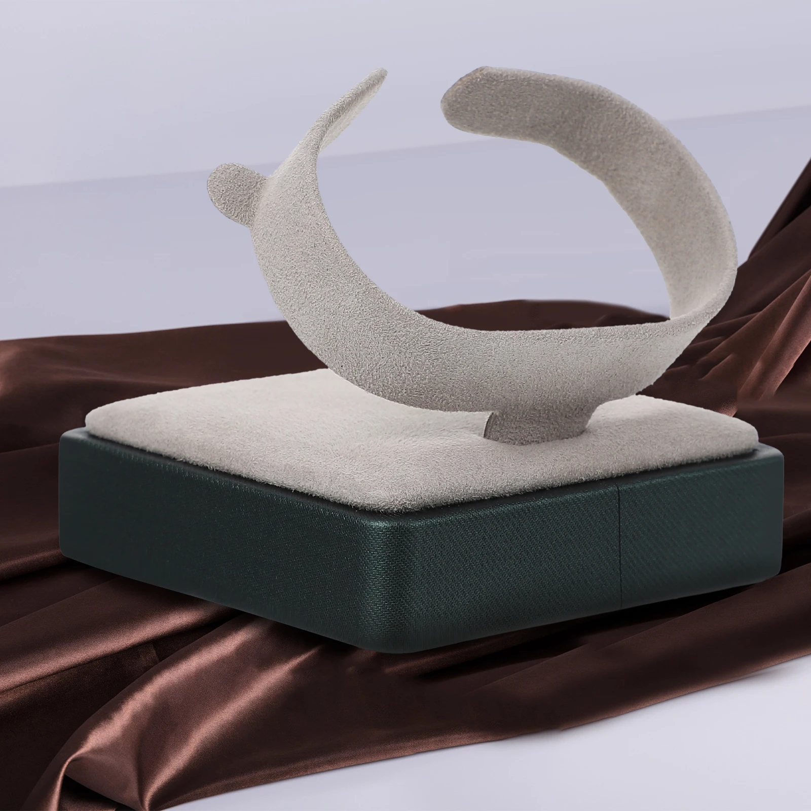 Jewelry Display St for Bracelets Watches Bangle Edge Protection Long Time Use Holder Rack 
Jewelry Display St for Bracelets Watches Bangle Edge Protection Long Time Use Holder Rack