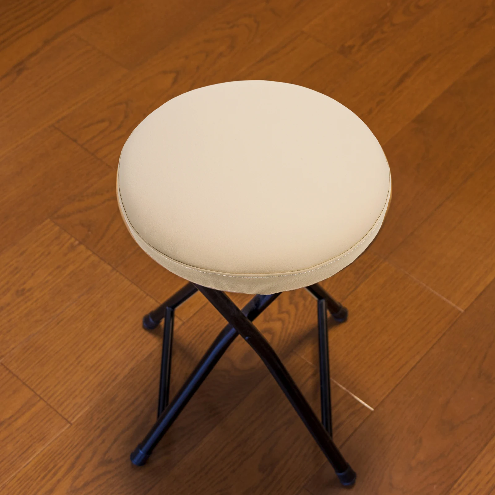 Anti-slip Dining Chair Cushion Round Memory Foam Seat Pad Kitchen Stool Pillow PU White Non-slip Home Bar Stool Pad
Anti-slip Dining Chair Cushion Round Memory Foam Seat Pad Kitchen Stool Pillow PU White Non-slip Home Bar Stool Pad