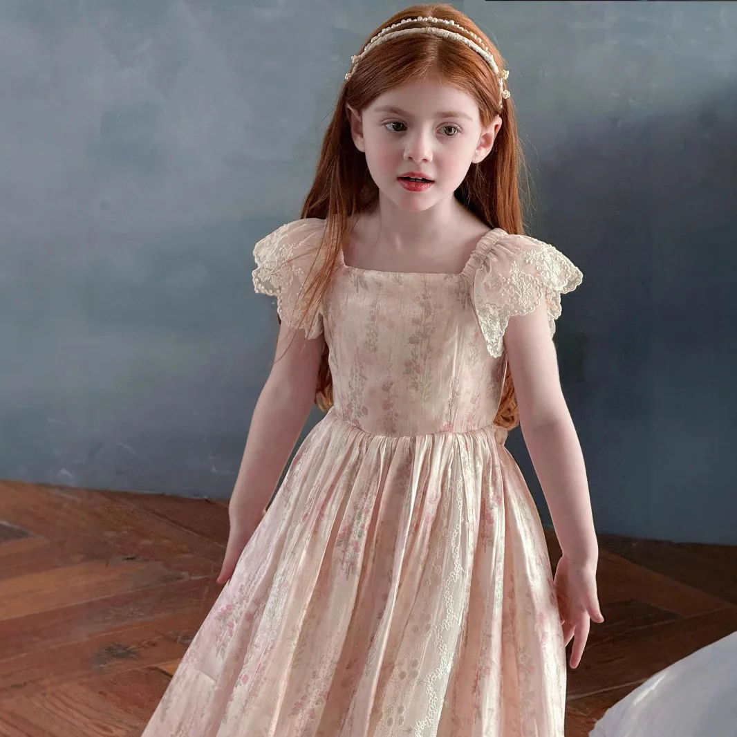 Girls Floral Lace Flying Sleeve Dress 2025 Summer New Girls Sweet Lace Patchwork Dress Girls Forest Style Princess Dress
Girls Floral Lace Flying Sleeve Dress 2025 Summer New Girls Sweet Lace Patchwork Dress Girls Forest Style Princess Dress