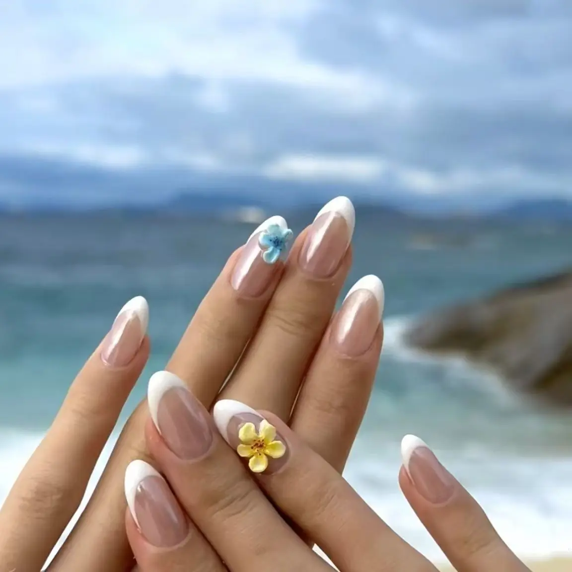 Handmade Relief Flower Design Island Stamen Spring Minimalist Pure Handmade Nail High Temperament Manicure Press on Nails
Handmade Relief Flower Design Island Stamen Spring Minimalist Pure Handmade Nail High Temperament Manicure Press on Nails