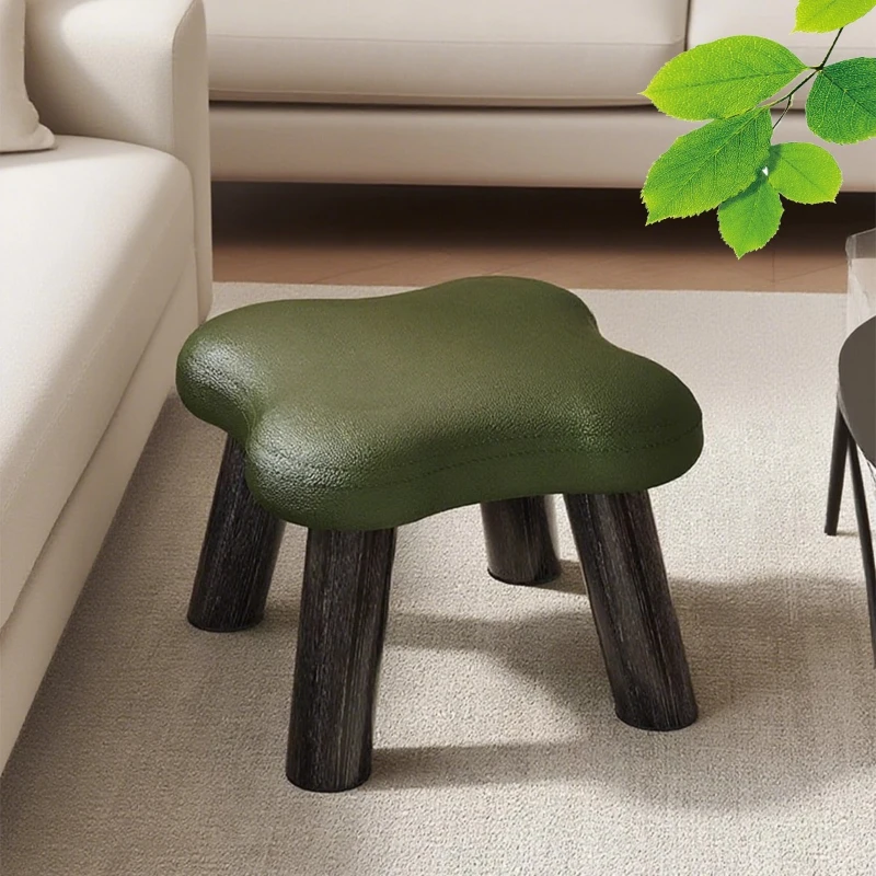 Solid wood small stool household low stool bench simple sofa door shoe change living room coffee table stool soft bag bench
Solid wood small stool household low stool bench simple sofa door shoe change living room coffee table stool soft bag bench