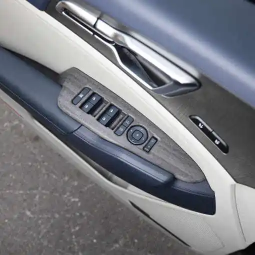 For Kia SPORTAGE 2026 ABS Door Lifting Panel Decorative Frame
For Kia SPORTAGE 2026 ABS Door Lifting Panel Decorative Frame