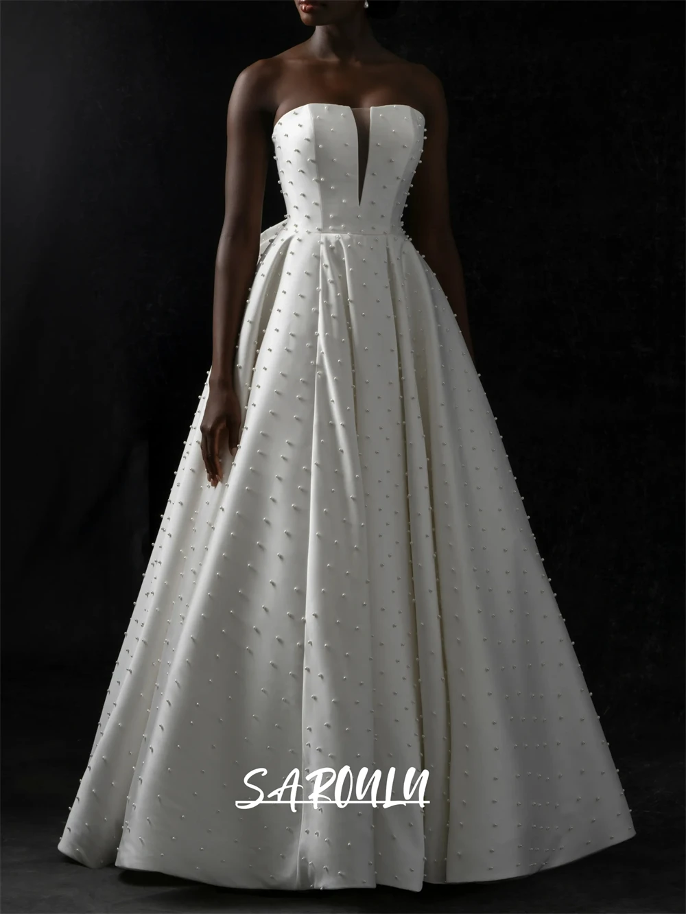 Pearls Satin Wedding Dress for Brides 2025 Strapless A-line Long Bride Dresses Haute Couture Customized Bride Dresses
Pearls Satin Wedding Dress for Brides 2025 Strapless A-line Long Bride Dresses Haute Couture Customized Bride Dresses