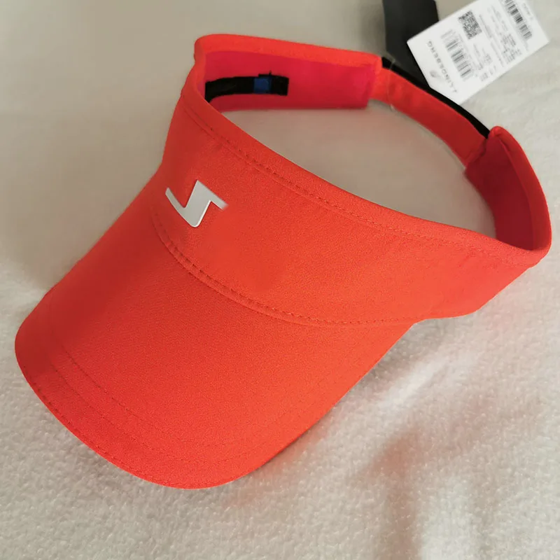 Спортивная шапка для гольфа на открытом воздухе. Весна/Лето 2023. Новая шапка для гольфа. Дышащая, повседневная, удобная, вместительная и стильная без цилиндра.
Спортивная шапка для гольфа на открытом воздухе. Весна/Лето 2023. Новая шапка для гольфа. Дышащая, повседневная, удобная, вместительная и стильная без цилиндра.