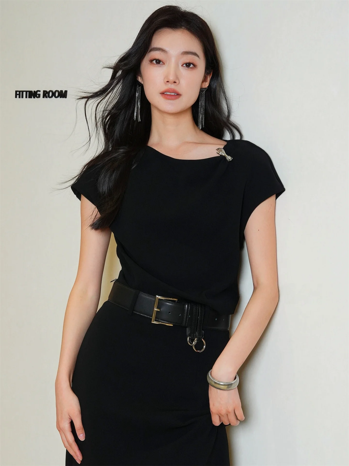 Detachable Metal Chest Pin Bla Triacetate ort Sve T-irt High Waist Casual Sle Women's Faion Summer Top
Detachable Metal Chest Pin Bla Triacetate ort Sve T-irt High Waist Casual Sle Women's Faion Summer Top