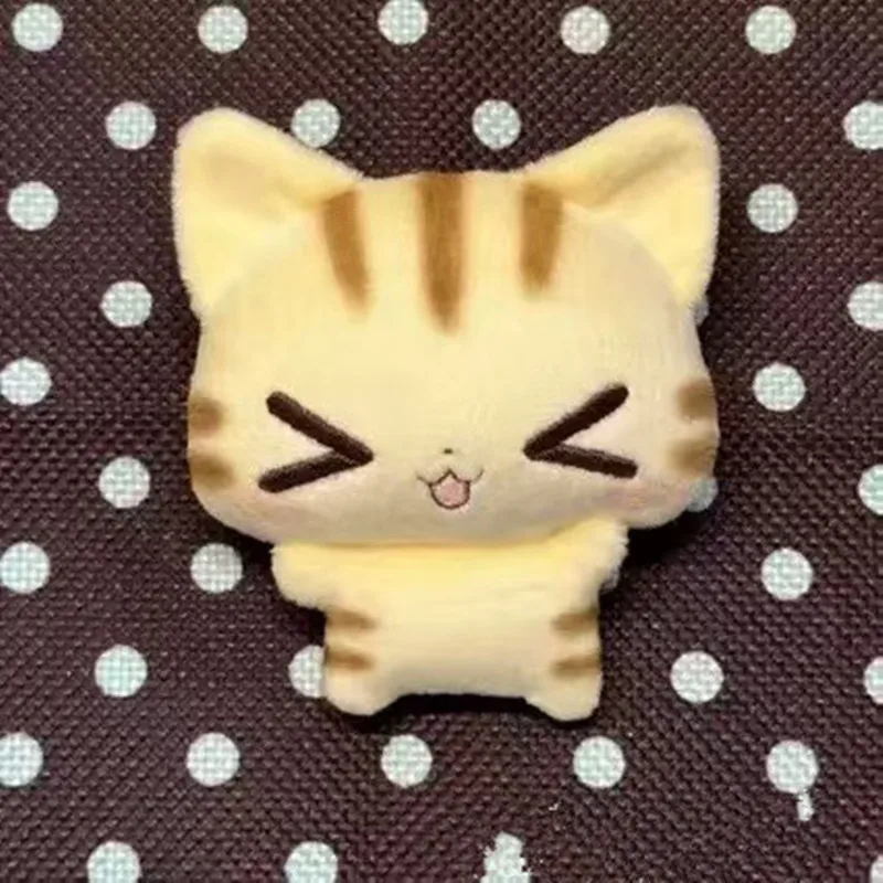 Cute Cartoon Retro Kitten Keychain, Super Adorable Plush Cat Doll Pendant, Mini Figurine Accessory
Cute Cartoon Retro Kitten Keychain, Super Adorable Plush Cat Doll Pendant, Mini Figurine Accessory