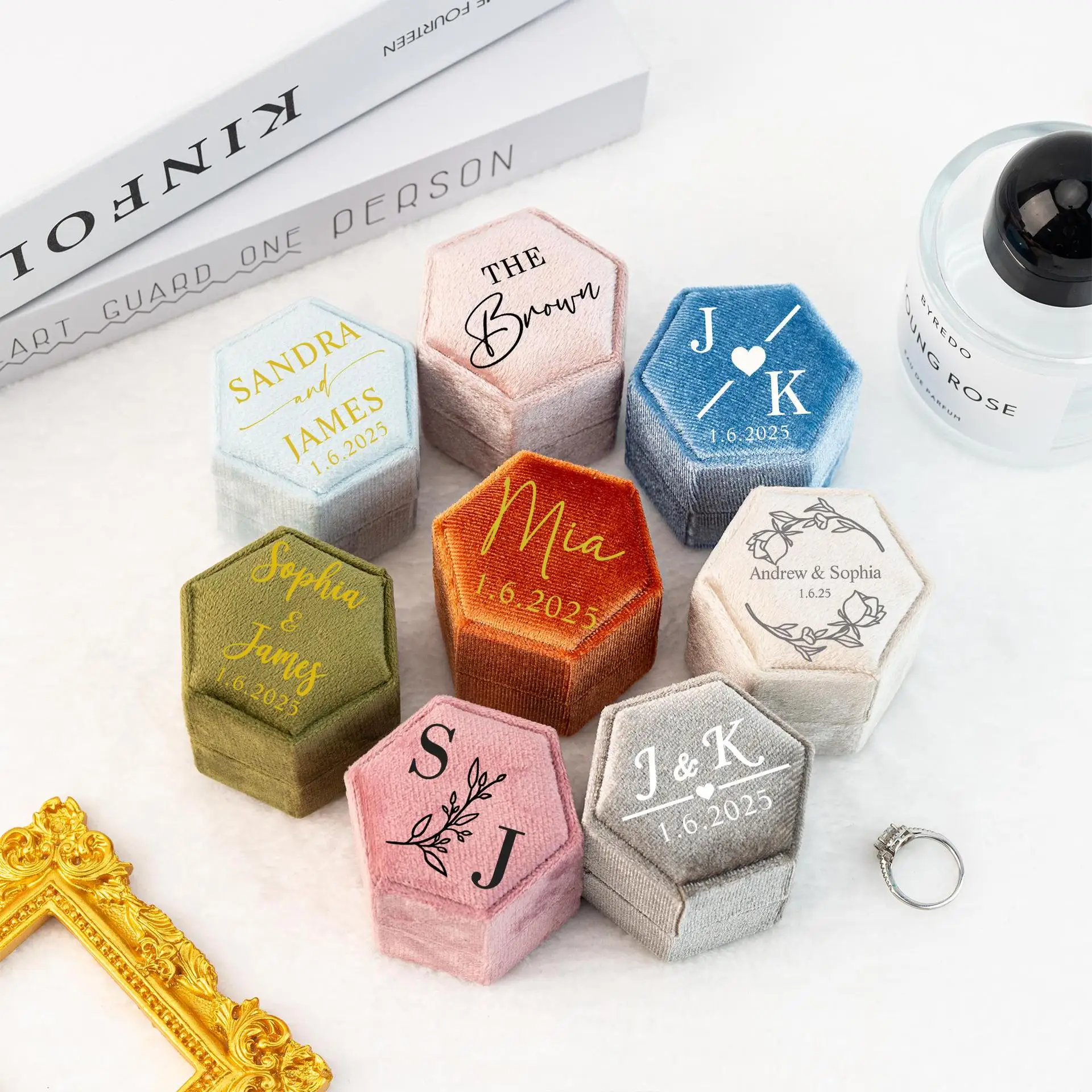 Custom Hexagon Jewelry Box High End Ring Earring Holder Six-sided Wedding Proposal Jewelry Gift Box
Custom Hexagon Jewelry Box High End Ring Earring Holder Six-sided Wedding Proposal Jewelry Gift Box