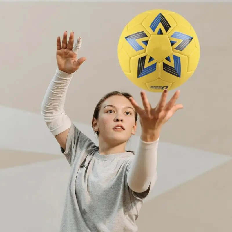 Handball Ball Training Ball Comfortable Recreational Bouncy Handball Equipment For Gym School Teen Girls Training Practice
Handball Ball Training Ball Comfortable Recreational Bouncy Handball Equipment For Gym School Teen Girls Training Practice