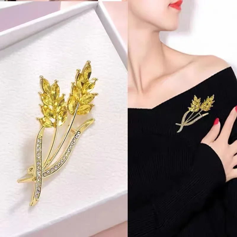 Luxury Yellow Crystal Ear of Wheat Brooches for Women Unisex Rhinestone Plant Office Party Brooch Pins New Year Accessries Gifts
Luxury Yellow Crystal Ear of Wheat Brooches for Women Unisex Rhinestone Plant Office Party Brooch Pins New Year Accessries Gifts