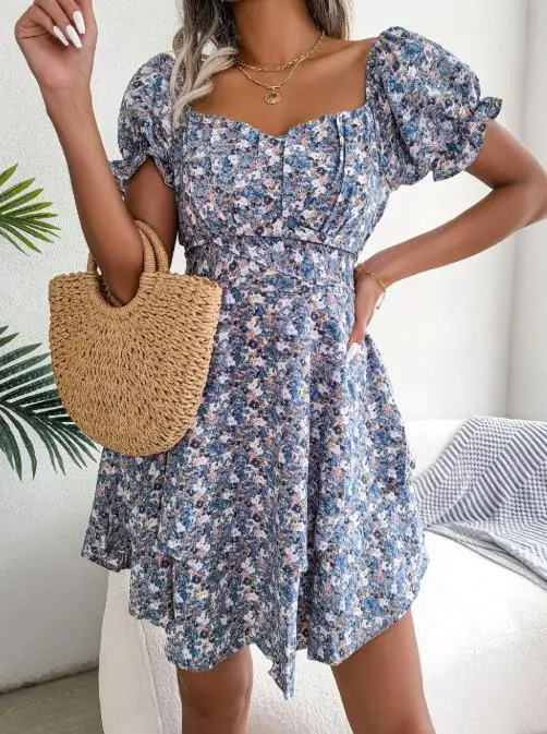 Real Shooting of 2025 Spring and Summer Latest Hot Temperament Floral Tie Up Waist Cinching Big Swing Dress for Women's Clothing
Real Shooting of 2025 Spring and Summer Latest Hot Temperament Floral Tie Up Waist Cinching Big Swing Dress for Women's Clothing