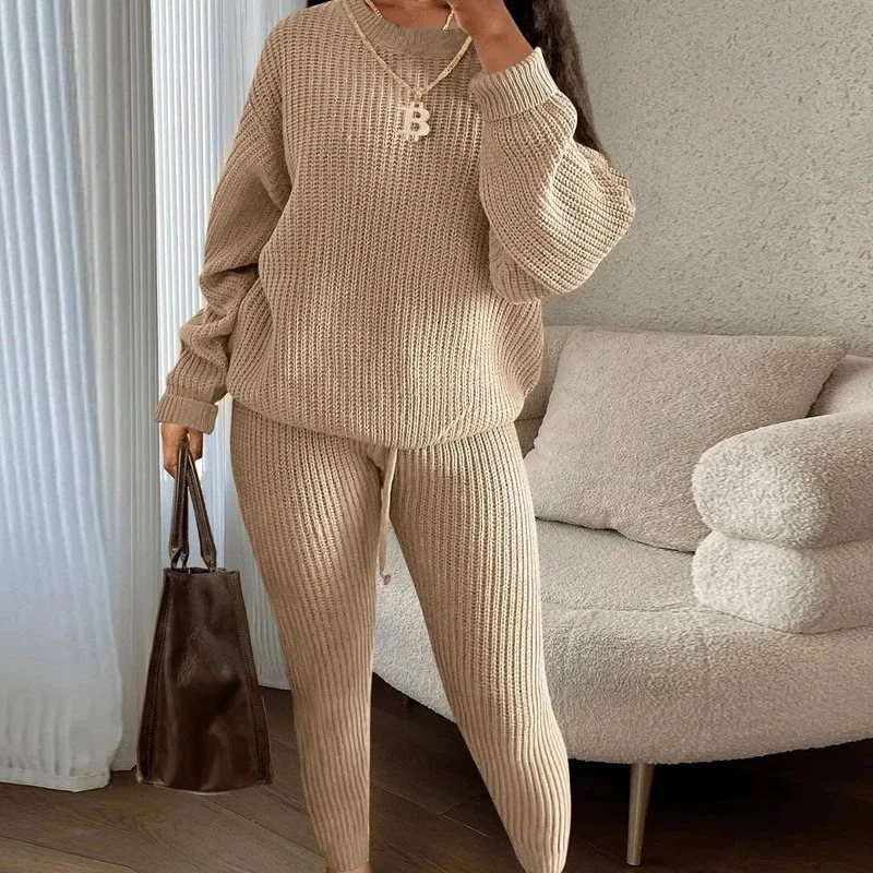 Fashion Casual Knitted Suits Long Pants Suits Women's Woolen Suits New Fashion Elegant Casual Solid Two Piece Outfits Woman 
Fashion Casual Knitted Suits Long Pants Suits Women's Woolen Suits New Fashion Elegant Casual Solid Two Piece Outfits Woman