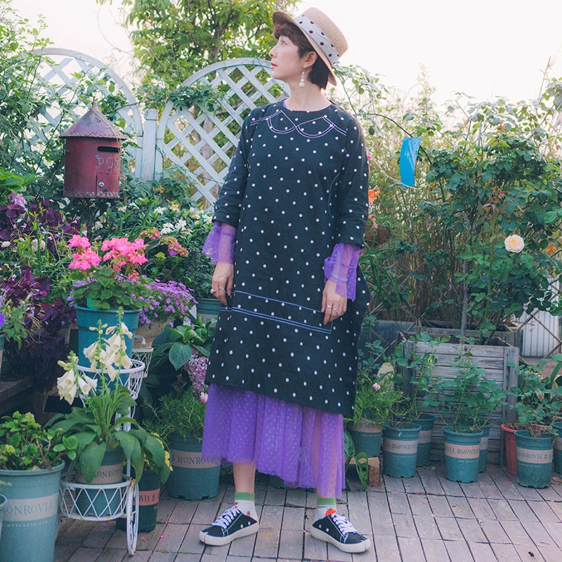 Dadanako Limited Edition Double-Sided Embroidery Bla And White Polka Dot ape Silhouette One-Piece Dr
Dadanako Limited Edition Double-Sided Embroidery Bla And White Polka Dot ape Silhouette One-Piece Dr