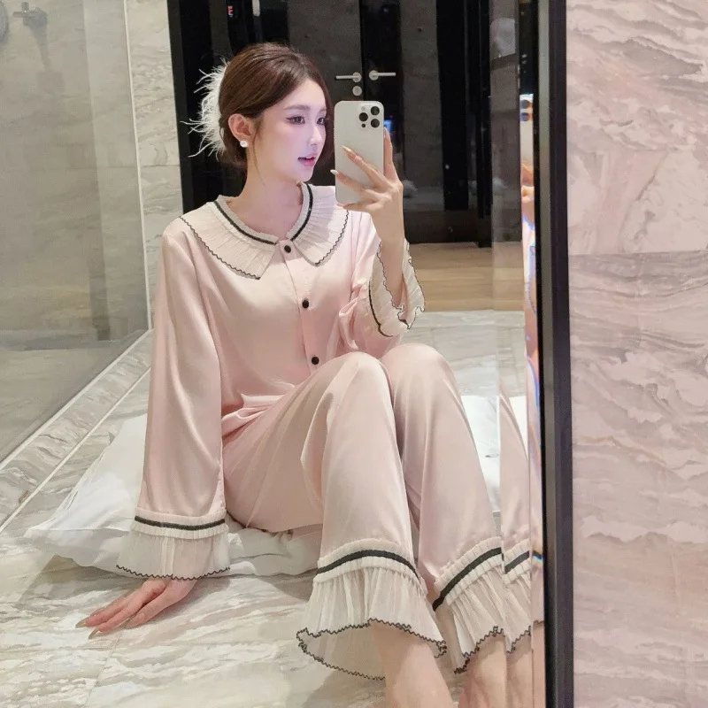 Летний комплект пижамы из атласа с рюшами и эффектом ледяного шелка, 2 предмета: женская ночная одежда, комплект с длинными рукавами и брюками, осенняя домашняя одежда для отдыха
Летний комплект пижамы из атласа с рюшами и эффектом ледяного шелка, 2 предмета: женская ночная одежда, комплект с длинными рукавами и брюками, осенняя домашняя одежда для отдыха