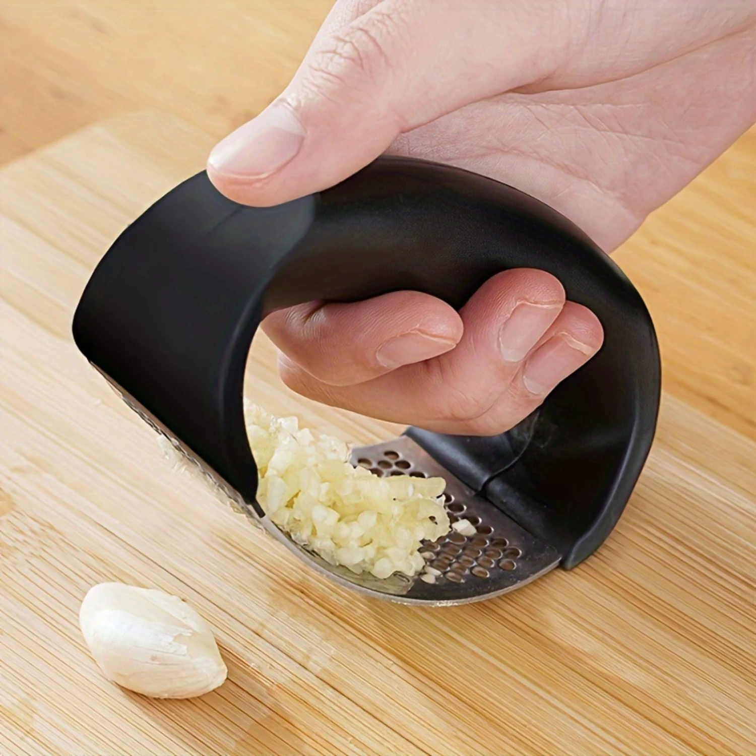 Garlic press, stainless steel garlic mortar, household stirring, cutting, patting, minced garlic, mashing, pounding garlic, circ
Garlic press, stainless steel garlic mortar, household stirring, cutting, patting, minced garlic, mashing, pounding garlic, circ