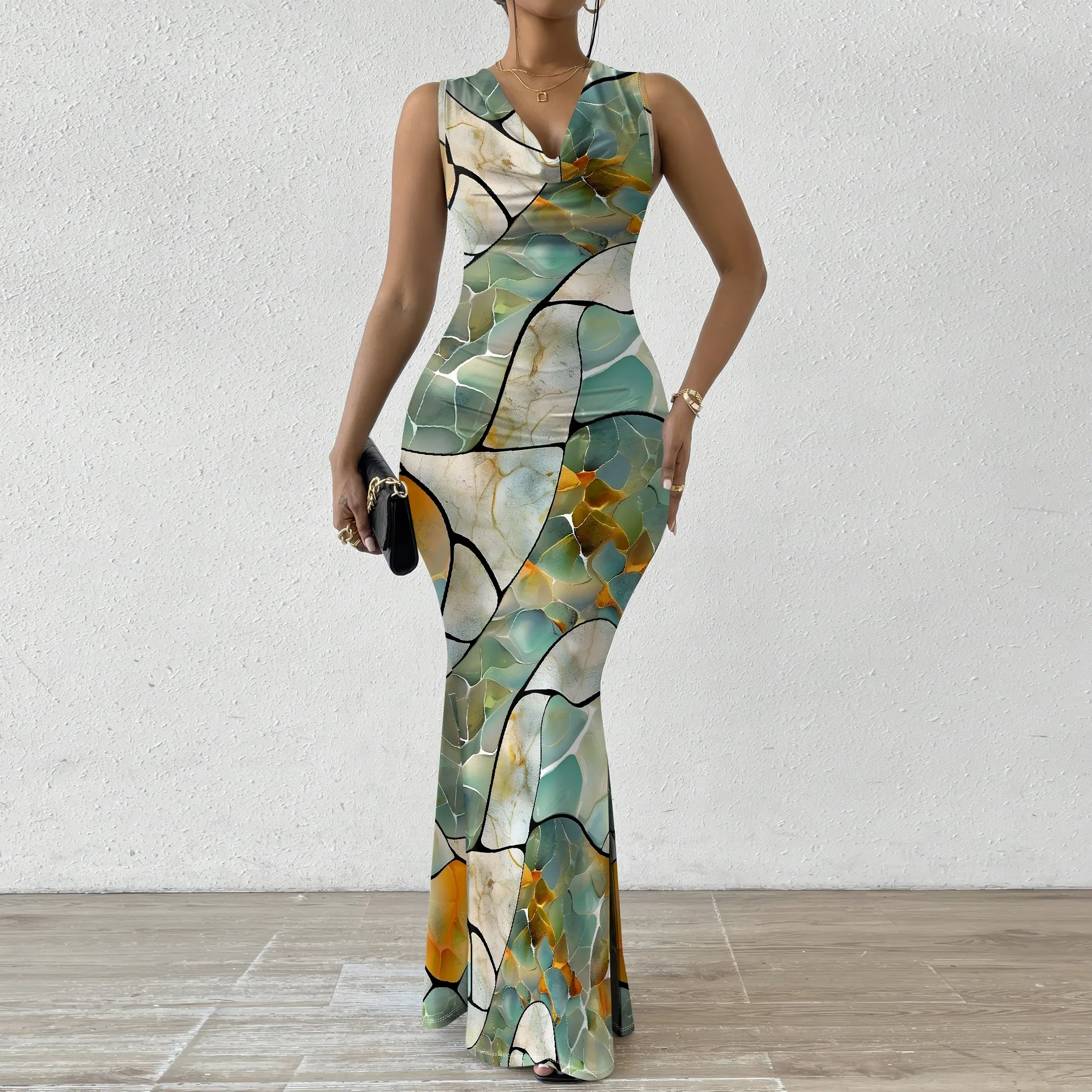 Elegant Women's Sleeveless Bodycon Maxi Dress Cowl Neck Mosaic Print Long Evening Gown
Elegant Women's Sleeveless Bodycon Maxi Dress Cowl Neck Mosaic Print Long Evening Gown
