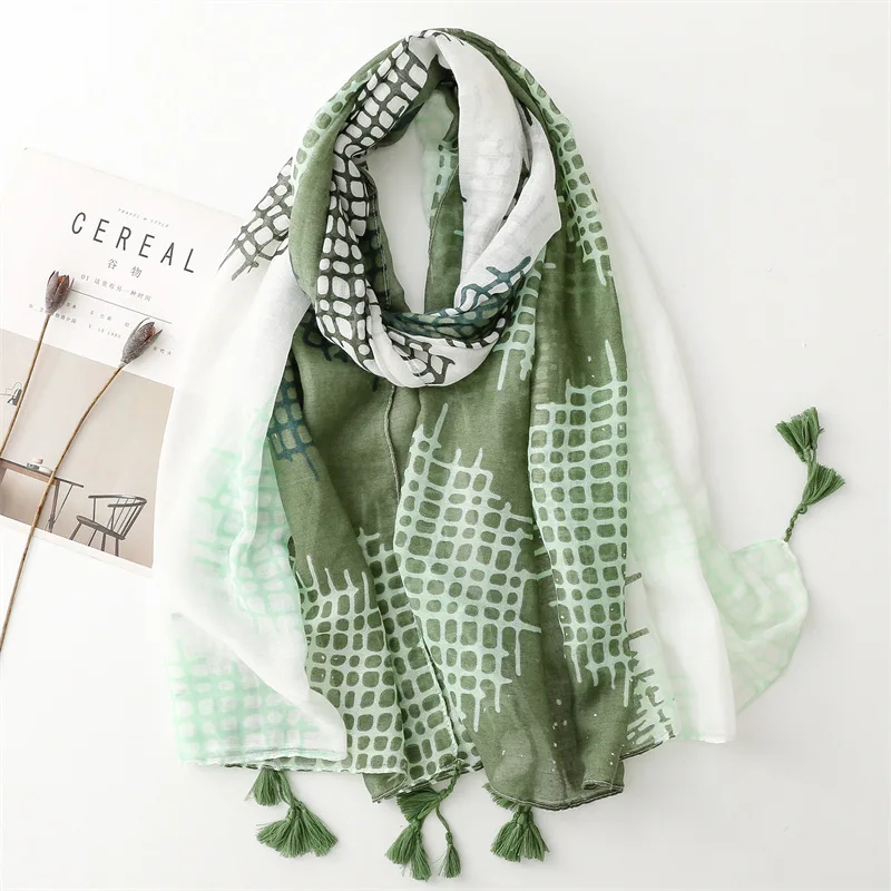 2023 Fashion Plaid Pattern Tassel Scarves Shawls Long Foulard Wrap Hijab Free Shipping
2023 Fashion Plaid Pattern Tassel Scarves Shawls Long Foulard Wrap Hijab Free Shipping