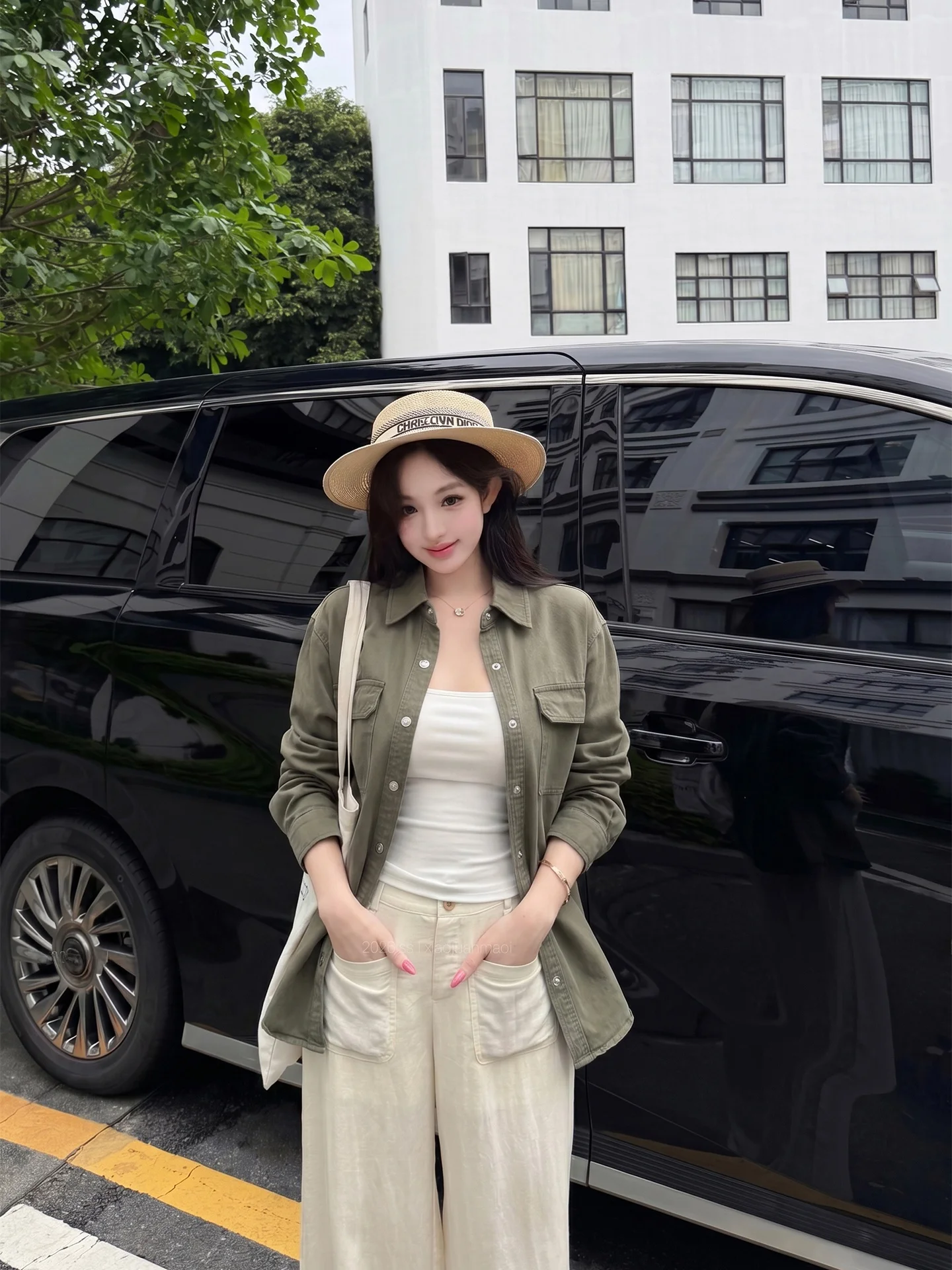Gray Green Long Sleeve Collar Shirt Jacket Women's Summer Lazy Loose Slimming Medium Length Top Versatile Commute Style
Gray Green Long Sleeve Collar Shirt Jacket Women's Summer Lazy Loose Slimming Medium Length Top Versatile Commute Style