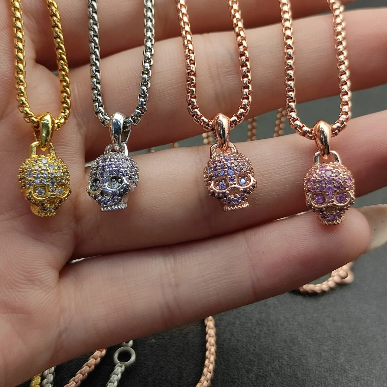 S925 Sterling Silver New Skull Necklace Neutral Classic Temperament Personality Fashion Retro Trend Luxury Jewelry Party Gift
S925 Sterling Silver New Skull Necklace Neutral Classic Temperament Personality Fashion Retro Trend Luxury Jewelry Party Gift