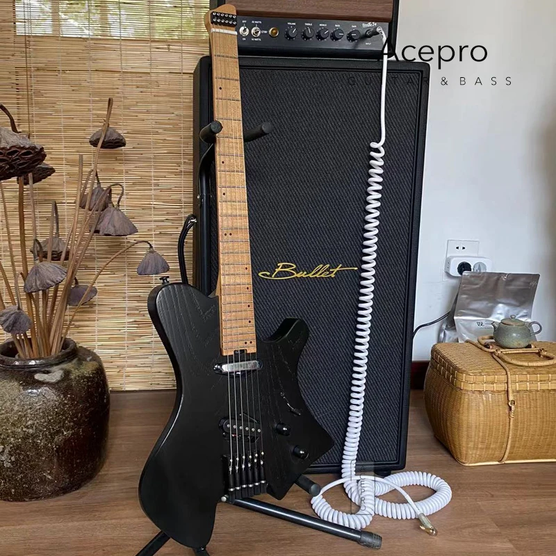 Acepro Headless Electric Guitar, 2 Single Pickups, Satin Dark Black Ash Body, Stainless Steel Fret, Roasted Maple Neck, Guitarra
Acepro Headless Electric Guitar, 2 Single Pickups, Satin Dark Black Ash Body, Stainless Steel Fret, Roasted Maple Neck, Guitarra