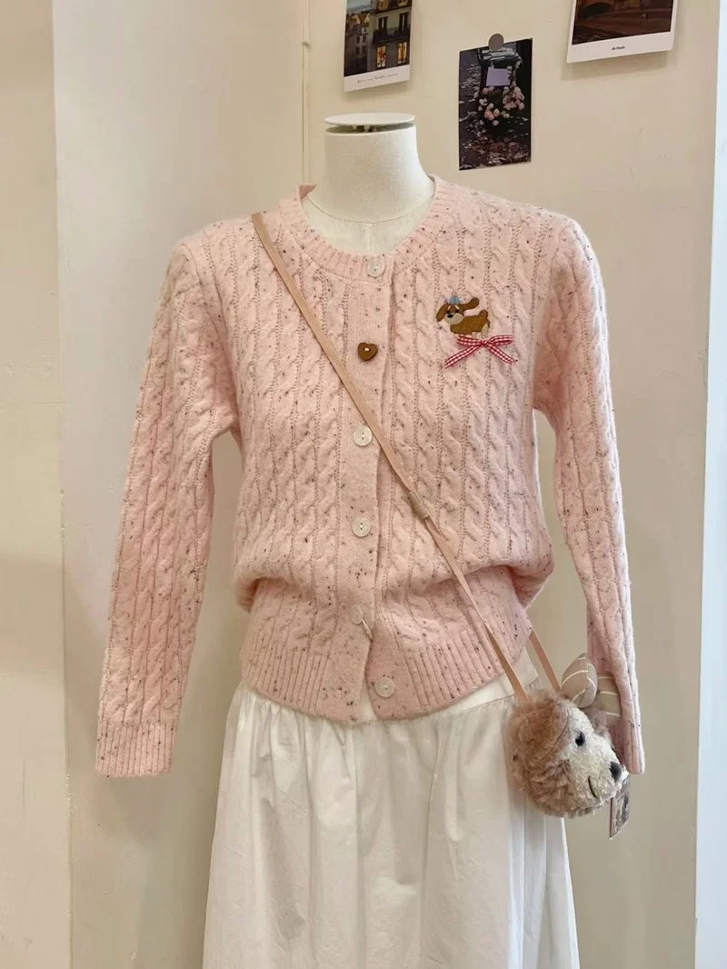 Sweet Embroidered Knitted Open Cardigan Women's Autumn Winter Thickened Soft Sweater Warmth Release Adult Non-Maternal Style
Sweet Embroidered Knitted Open Cardigan Women's Autumn Winter Thickened Soft Sweater Warmth Release Adult Non-Maternal Style