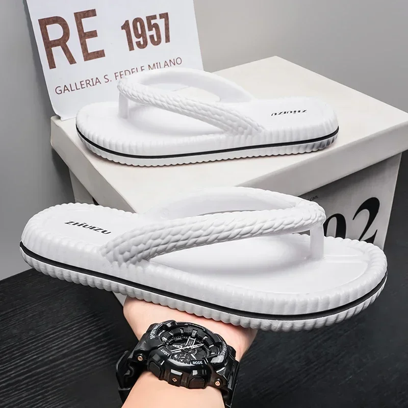 New Style Summer Two-in-One Thong Sandals Portable Beach Flip Flops Slippers
New Style Summer Two-in-One Thong Sandals Portable Beach Flip Flops Slippers