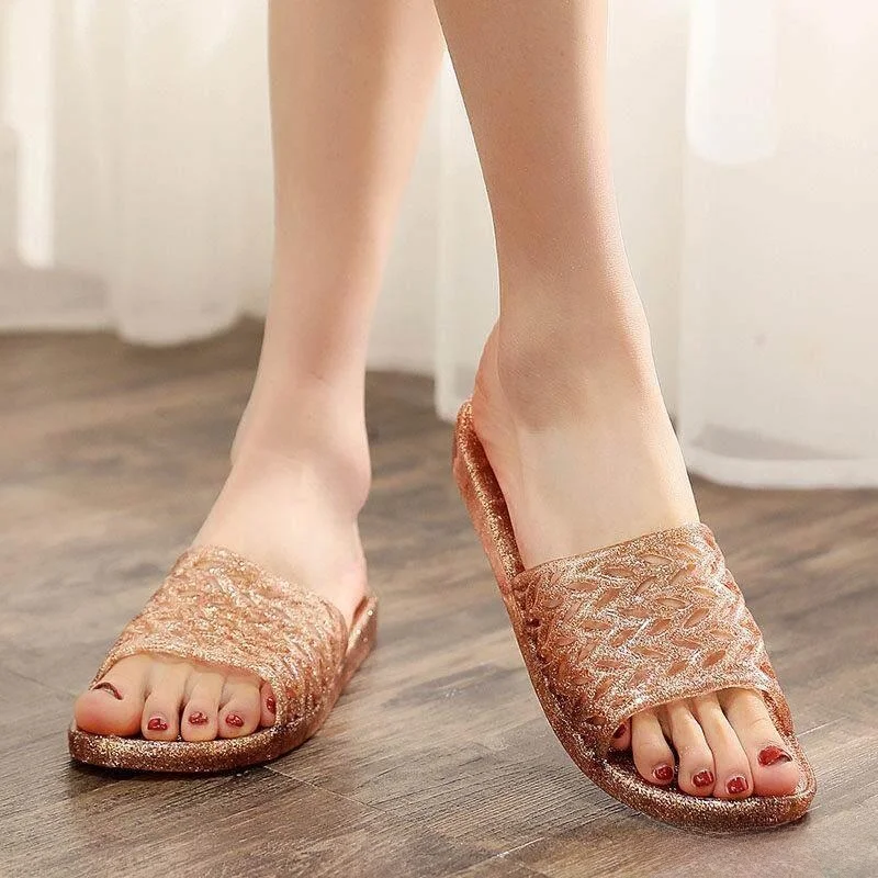 New Jelly Crystal Sandals Men Women Couple Hollow Flat Bottom Summer Bathroom Home Use Student Cool Slippers Beach
New Jelly Crystal Sandals Men Women Couple Hollow Flat Bottom Summer Bathroom Home Use Student Cool Slippers Beach