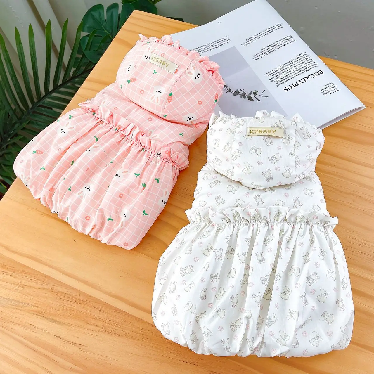 Winter Dog Costume Coat Jacket Puppy Small Dog Clothes Overalls Yorkie Pomeranian Poodle Bichon Pet Clothing Outfit
Winter Dog Costume Coat Jacket Puppy Small Dog Clothes Overalls Yorkie Pomeranian Poodle Bichon Pet Clothing Outfit