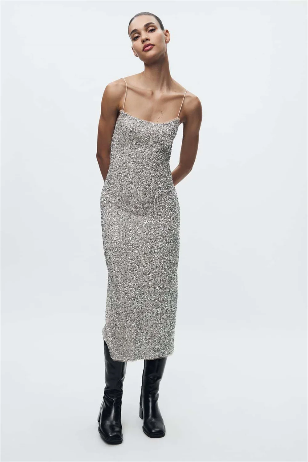Sliver Sequins Spaghetti Strap Midi Dress for Women Sexy Glitter Bodycon Off Shoulder Sleeveless Dresses Party Club Robes
Sliver Sequins Spaghetti Strap Midi Dress for Women Sexy Glitter Bodycon Off Shoulder Sleeveless Dresses Party Club Robes