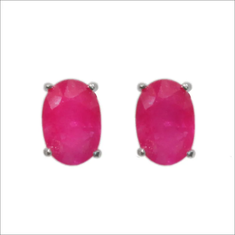 Natural Ruby Silver Earrings 4 * 6 Mm Ruby Stud Earring Simple 925 Silver Ruby Earrings Classic Ruby Jewelry for Wedding
Natural Ruby Silver Earrings 4 * 6 Mm Ruby Stud Earring Simple 925 Silver Ruby Earrings Classic Ruby Jewelry for Wedding