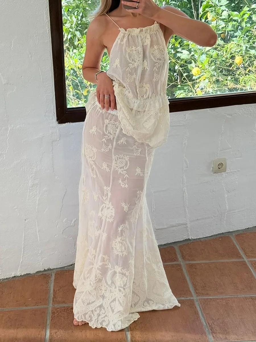 Women's Summer Outfits Floral Embroidery Halter Tank Tops + Slim Long Skirt Set Beach Clothes
Women's Summer Outfits Floral Embroidery Halter Tank Tops + Slim Long Skirt Set Beach Clothes