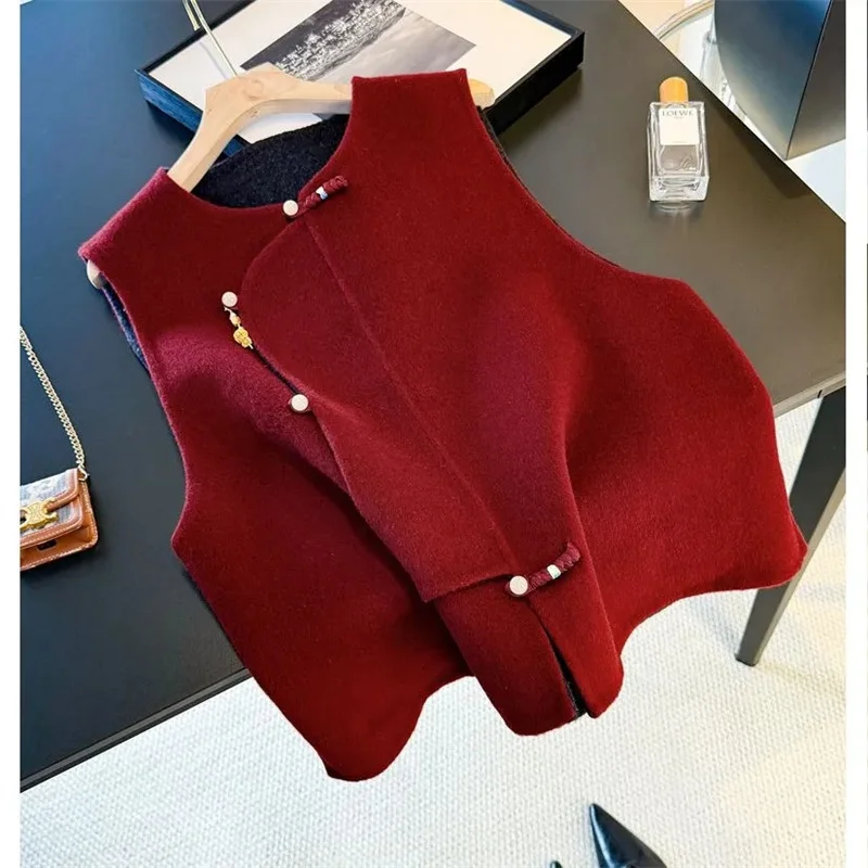 Women's Vest Spring and Summer Chinese Festive Loose Cardigan Vest Coat Women's High-end Sleeveless Single-breasted Vest Coat
Women's Vest Spring and Summer Chinese Festive Loose Cardigan Vest Coat Women's High-end Sleeveless Single-breasted Vest Coat