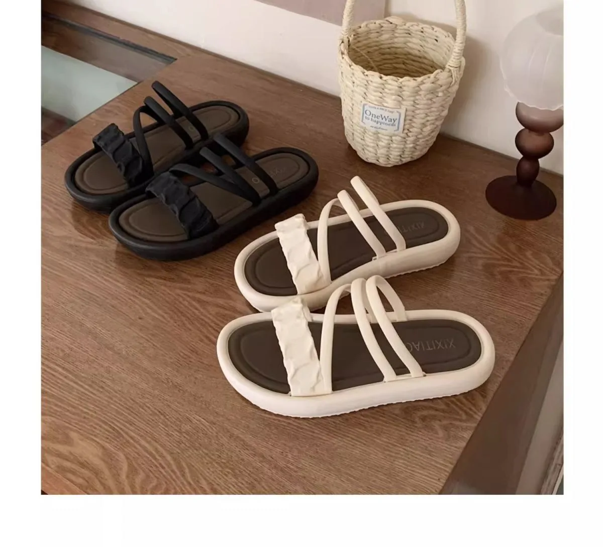 Summer Women's Fashionable Slippers, Anti Slip Beach Shoes, Comfortable Roman Slippers, Outdoor Minimalist Sandals
Summer Women's Fashionable Slippers, Anti Slip Beach Shoes, Comfortable Roman Slippers, Outdoor Minimalist Sandals