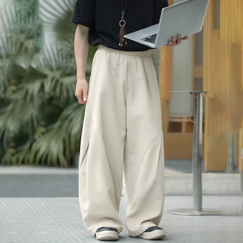 TFETTERS Men Pleated Casual Pants Spring Summer Loose Fit Joggers Streetwear Fashion 3D Tapered Curved Hem Athletic Trousers
TFETTERS Men Pleated Casual Pants Spring Summer Loose Fit Joggers Streetwear Fashion 3D Tapered Curved Hem Athletic Trousers