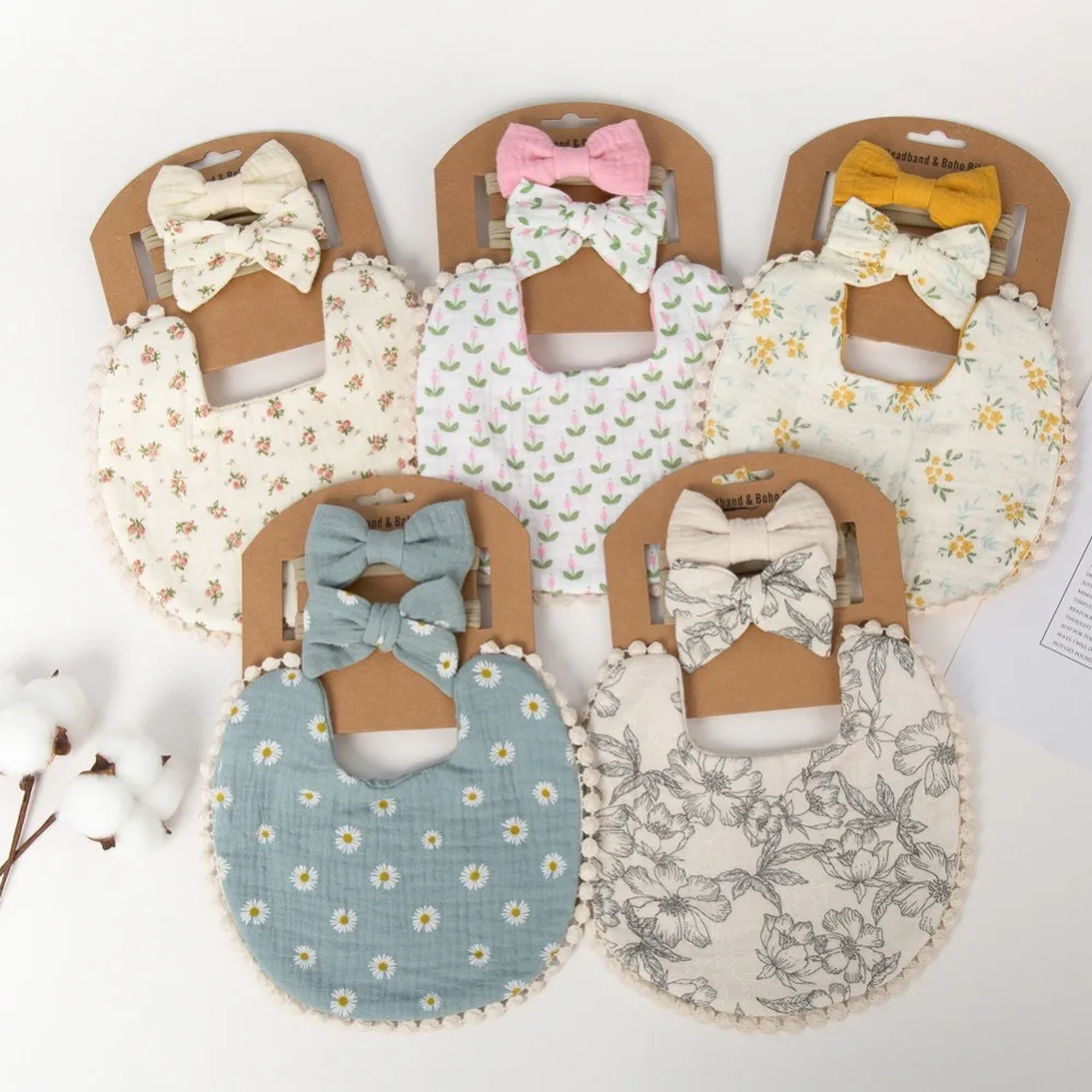 3Pcs/Set Flower Pattern Baby Bibs & Headbands Cotton Feeding Burp Cloth Bow Nylon Hairbands Headwear Scarf
3Pcs/Set Flower Pattern Baby Bibs & Headbands Cotton Feeding Burp Cloth Bow Nylon Hairbands Headwear Scarf