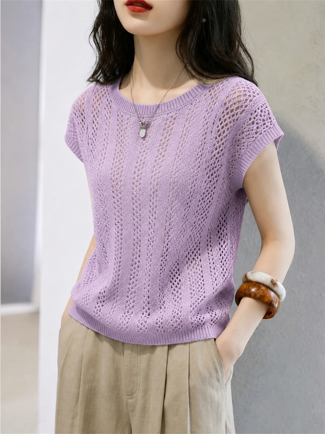 Elegant Hollow out Knitted Ice Silk Short Sleeve round Neck Commute Top Korean Style Straight Cut Summer Fashion Women's Shirt
Elegant Hollow out Knitted Ice Silk Short Sleeve round Neck Commute Top Korean Style Straight Cut Summer Fashion Women's Shirt