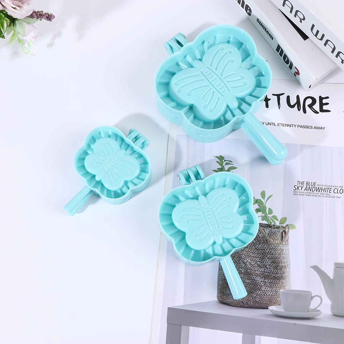 3pcs Plastic Dumpling Mould Diy Dumpling Maker Household Kitchen Tool Easy Clean Crimped Design Sealing Dough Sealer For
3pcs Plastic Dumpling Mould Diy Dumpling Maker Household Kitchen Tool Easy Clean Crimped Design Sealing Dough Sealer For
