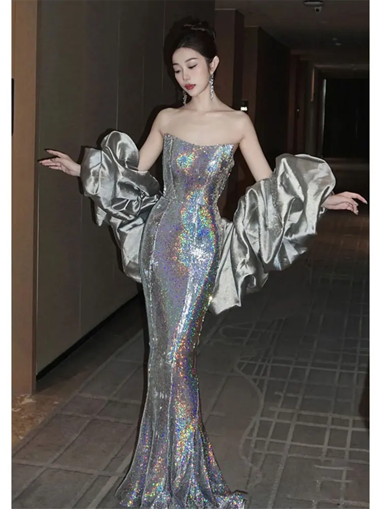 Ele Серебряное свадебное платье с пайетками для похудения, вечернее платье на бретельках, свадебный прием, длинный хвост, с длинным хвостом, с хвостом
Ele Серебряное свадебное платье с пайетками для похудения, вечернее платье на бретельках, свадебный прием, длинный хвост, с длинным хвостом, с хвостом