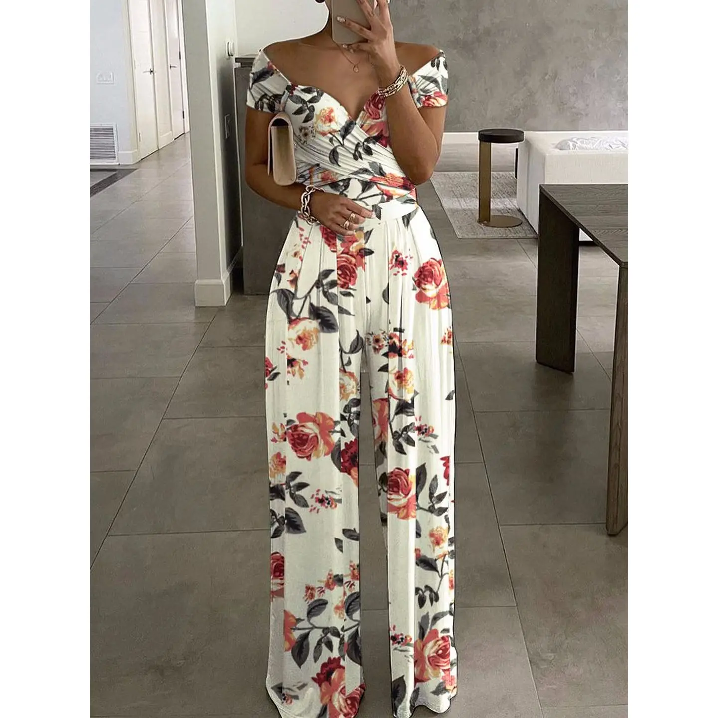 Women's Off-Shoulder Jumpsuit Summer Street Style Long Pants One-Piece Suit Floral Print Casual Trousers Polyester Fiber
Women's Off-Shoulder Jumpsuit Summer Street Style Long Pants One-Piece Suit Floral Print Casual Trousers Polyester Fiber