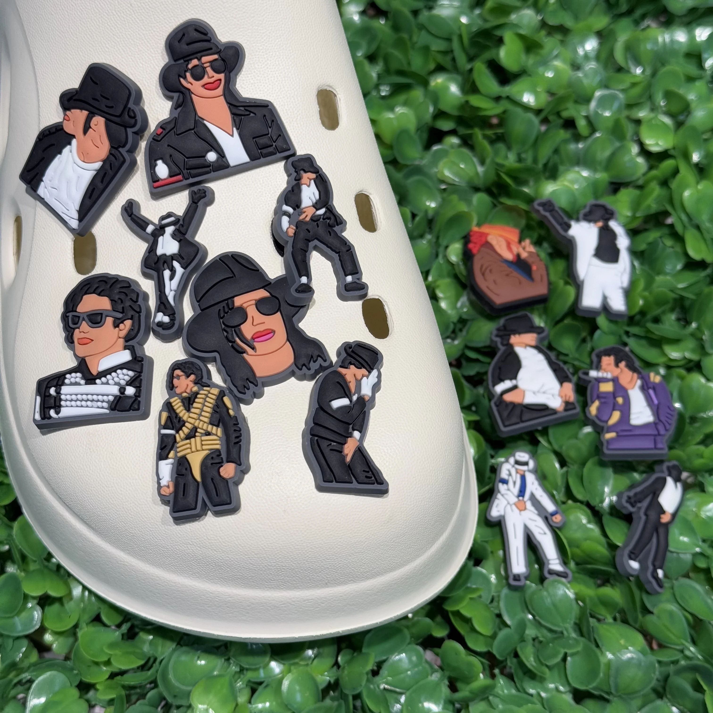 Hot Sales 14Pcs Famous Singer PVC Shoes Charms Decorations Moonwalk Dance Sandal Buckle Fit Cool Man Holiday Gifts
Hot Sales 14Pcs Famous Singer PVC Shoes Charms Decorations Moonwalk Dance Sandal Buckle Fit Cool Man Holiday Gifts