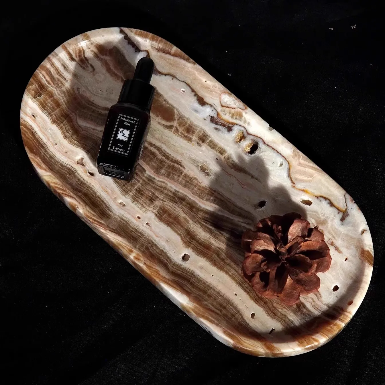 Perfume Tray Modern Simple Style Marble Display Tray Light Luxury Hotel Decoration Jewelry Storage Tray Art Photography Prop
Perfume Tray Modern Simple Style Marble Display Tray Light Luxury Hotel Decoration Jewelry Storage Tray Art Photography Prop
